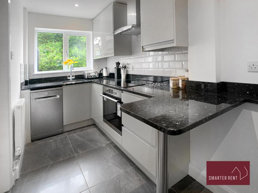 Guildford - 2 Bedroom House West Clandon Zewnętrze zdjęcie